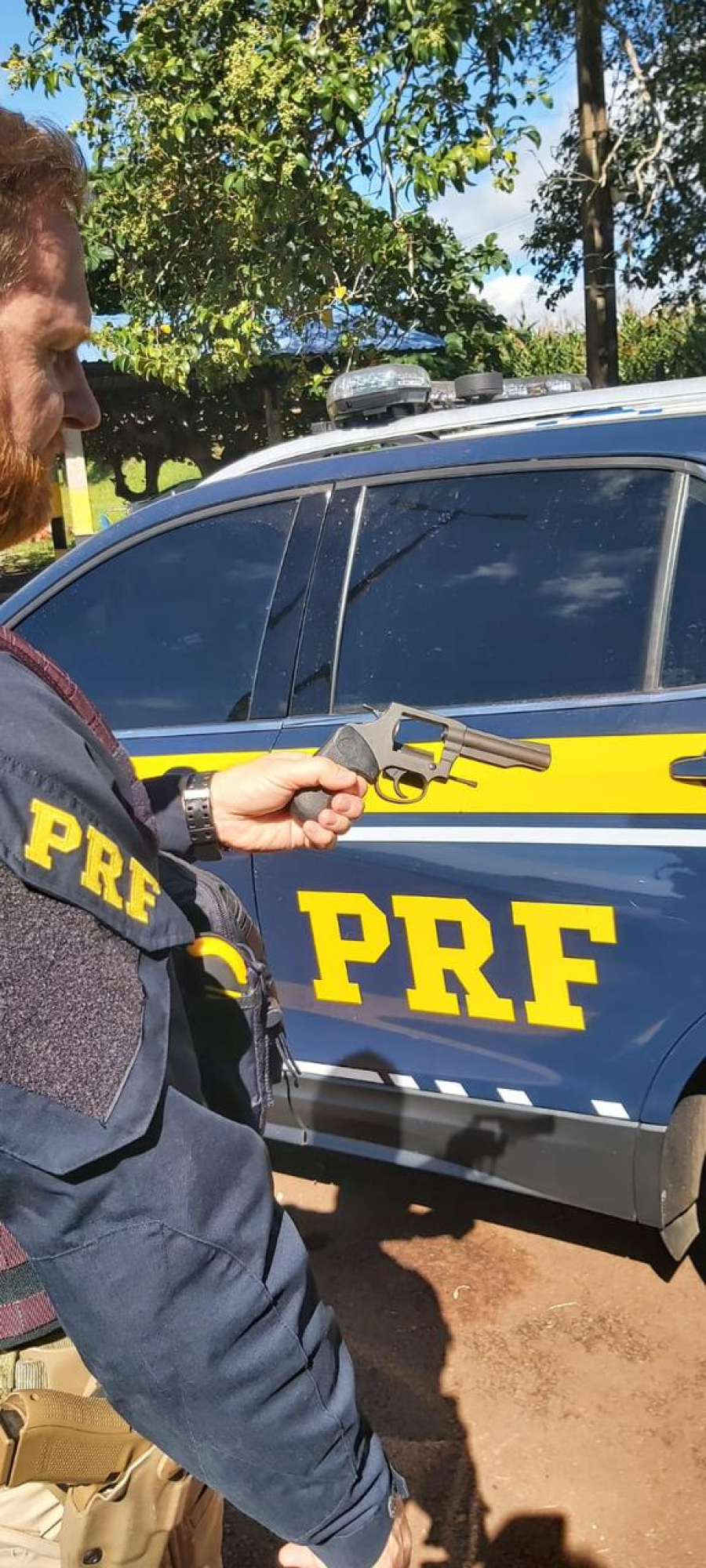 PRF realiza terceira apreensão de arma de fogo em menos de 24 horas. Esforço operacional já soma 4 armas fora de circulação.